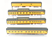 Load image into Gallery viewer, HO Rivarossi UP - Union Pacific Passenger Car Set B - 2 Vista Dome, 1 10-6 Pullman, 1 Baggage