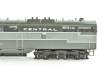 Load image into Gallery viewer, HO Brass Erie Limited NYC - New York Central 1948 20th Century Limited 2 E7 A/B Locomotives and 9-Car Set