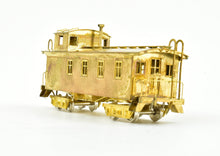 Load image into Gallery viewer, HO Brass LMB CB&Q - Burlington Route Wood Caboose