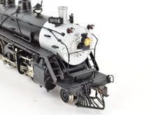 Load image into Gallery viewer, HO Brass Sunset Models GN - Great Northern 2-8-2 Class O-1 Pro-Painted