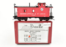 Load image into Gallery viewer, HO Brass DVP - Division Point M&STL - Minneapolis & St Louis Wood Cupola Caboose FP