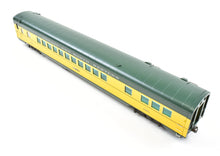 Load image into Gallery viewer, HO Brass Railway Classics C&NW - Chicago and North Western "400" 48-Seat Coach with Stewardess Compartment FP 3401