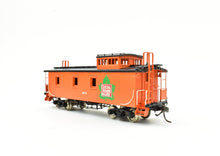 Load image into Gallery viewer, HO Brass PFM - SKI CV- Central Vermont Wood Caboose Factory Painted
