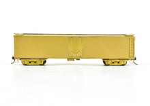 Load image into Gallery viewer, HO Brass Cascade Models REA - Railway Express Agency 50' Steel Express Refrigerator Car