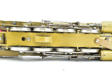 Load image into Gallery viewer, HO Brass Hallmark Models IC - Illinois Central 2-8-0 Steam Locomotive