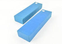 Load image into Gallery viewer, HO Brass Lambert #840 ATSF - Santa Fe Pair of Heavyweight Coaches Without Trucks