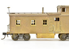 Load image into Gallery viewer, HO Brass Trains Inc. ATSF - Santa Fe Wood "Blind End" Caboose