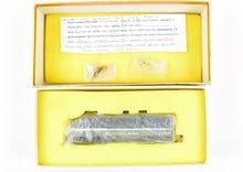 Load image into Gallery viewer, HO Brass Oriental Limited NP - Northern Pacific EMD F7A Phase I CP No. 6700A