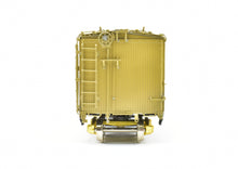 Load image into Gallery viewer, HO Brass OMI - Overland Models, Inc. ATSF - Santa Fe SFRD Rr-10 Class 50' Ice Bunker Wood Refrigerator Car