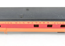 Load image into Gallery viewer, HO Brass Oriental Limited MILW - Milwaukee Road Olympain Hiawatha #1315 or 1316 Baggage Dorm CP