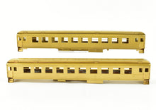 Load image into Gallery viewer, HO Brass Lambert #840 ATSF - Santa Fe Pair of Heavyweight Coaches Without Trucks