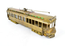 Load image into Gallery viewer, HO Brass Suydam PE - Pacific Electric 800 Wood Interurban Coach Open End