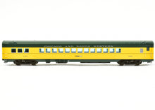 Load image into Gallery viewer, HO Brass Railway Classics C&NW - Chicago and North Western "400" 56-Seat Coach FP 3435