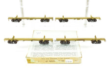 Load image into Gallery viewer, HO Brass Far East Distributors Various Roads 43' Skeleton Log Cars 4-Pack With Kadee Trucks #1
