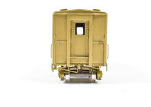 Load image into Gallery viewer, HO Brass Hallmark Models Various Roads Troop Kitchen Car Late Run