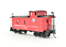 Load image into Gallery viewer, HO Brass DVP - Division Point M&STL - Minneapolis & St Louis Wood Cupola Caboose FP