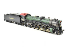 Load image into Gallery viewer, HO Brass CON LMB T&P - Texas & Pacific 2-10-4 Pro Painted Green Boiler Jacket #609