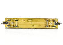 Load image into Gallery viewer, HO Brass Cascade Models REA - Railway Express Agency 50' Steel Express Refrigerator Car