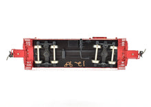 Load image into Gallery viewer, HO Brass Oriental Limited ATSF - Santa Fe Modern Peaked Roof Caboose Factory Painted