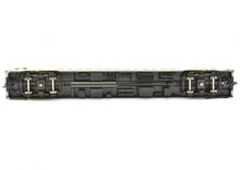 Load image into Gallery viewer, HO Brass Railway Classics C&NW - Chicago and North Western "400" 56-Seat Coach FP 3435