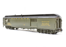 Load image into Gallery viewer, HO Brass CON TCY - The Coach Yard No. 1293 ATSF - Santa Fe Heavyweight Baggage Express FP No. 2086