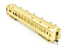 Load image into Gallery viewer, HO Brass Soho SP - Southern Pacific 79' Lounge