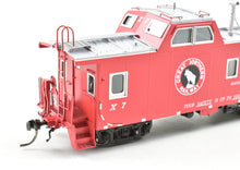 Load image into Gallery viewer, HO Brass DVP - Division Point GN - Great Northern X Series Slanted Cupola Caboose Factory Painted No. X-7