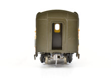 Load image into Gallery viewer, HO Brass Oriental Limited GN - Great Northern Streamlined "Empire Builder" 1221-1226 Coach Unskirted Pro-Painted
