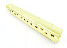 Load image into Gallery viewer, HO Brass Shoreham Shops GN - Great Northern Glacier Series Sleeper