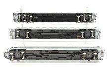 Load image into Gallery viewer, HO Brass CON Key Imports "Custom Series" NYC - New York Central 1940 20th Century Limited Dreyfuss Hudson and 6 Car Passenger Set