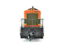 Load image into Gallery viewer, HO Brass Oriental Limited GN - Great Northern EMD SW-8 800HP Switcher Pro Custom Painted