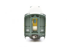 Load image into Gallery viewer, HO Brass Railway Classics C&NW - Chicago and North Western "400" 56-Seat Coach FP 3435