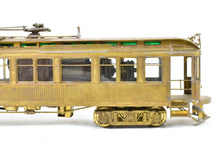 Load image into Gallery viewer, HO Brass Suydam PE - Pacific Electric 800 Wood Interurban Coach Open End
