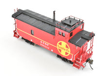 Load image into Gallery viewer, HO Brass CIL - Challenger Imports AT & SF - Santa Fe Caboose Class CE-1 FP No. 999192