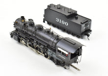 Load image into Gallery viewer, HO Brass Sunset Models ATSF - Santa Fe 3160/4000 Class 2-8-2 Mikado Pro-Painted