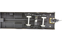 Load image into Gallery viewer, HO Brass Oriental Limited GN - Great Northern Streamlined "Empire Builder" 1221-1226 Coach Unskirted Pro-Painted