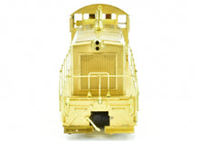 Load image into Gallery viewer, HO Brass Oriental Limited Various Roads EMD SW-8 800HP Diesel Switcher