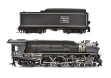 Load image into Gallery viewer, HO Brass DVP - Division Point B&M - Boston & Maine P-4a 4-6-2 Pacific FP #3710 with Skyline Casting