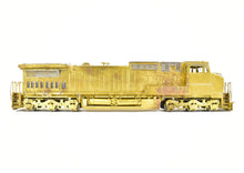 Load image into Gallery viewer, HO Brass OMI - Overland Models, Inc. ATSF - Santa Fe EMD Dash 8-40CW Gull Wing Cab