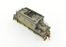 Load image into Gallery viewer, HO Brass OMI - Overland Models Inc. NH - New Haven EY-2 Electric Switcher Custom Painted