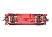 Load image into Gallery viewer, HO Brass OMI - Overland Models, Inc. GN - Great Northern 30' Wood Caboose Factory Painted No. X-213