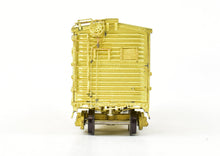 Load image into Gallery viewer, HO Brass Pecos River Brass ATSF - Santa Fe Bx-6 Boxcar Without Panels