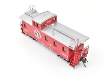 Load image into Gallery viewer, HO Brass OMI - Overland Models, Inc. GN - Great Northern 30' Wood Caboose Factory Painted No. X-213