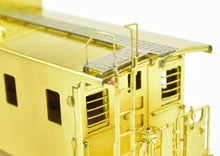 Load image into Gallery viewer, HO Brass OMI - Overland Models, Inc. GN - Great Northern Steel Caboose X256-268 1945 Era