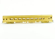 Load image into Gallery viewer, HO Brass The Palace Car Company GN - Great Northern Rebuilt Coach 1147 Custom Painted
