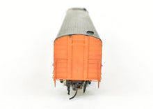 Load image into Gallery viewer, HO Brass Oriental Limited MILW - Milwaukee Road T. C. Hiawatha #498 Coach CP