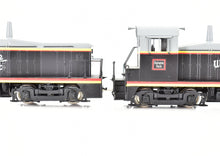Load image into Gallery viewer, HO Brass Oriental Limited - CB&Q- Burlington Route EMD TR-2 "Cow and Calf" Switcher Set F/P