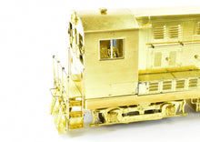 Load image into Gallery viewer, HO Brass OMI - Overland Models Inc. MILW - Milwaukee Road Fairbanks Morse FM H-12-44 Locomotive