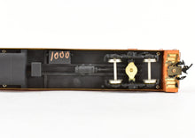 Load image into Gallery viewer, HO Brass Oriental Limited MILW - Milwaukee Road T. C. Hiawatha #498 Coach CP
