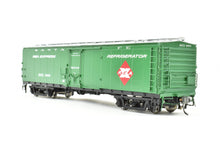 Load image into Gallery viewer, HO Brass CON TCY - The Coach Yard REA - Railway Express Agency Express Refrigerator Car FP No. 4002